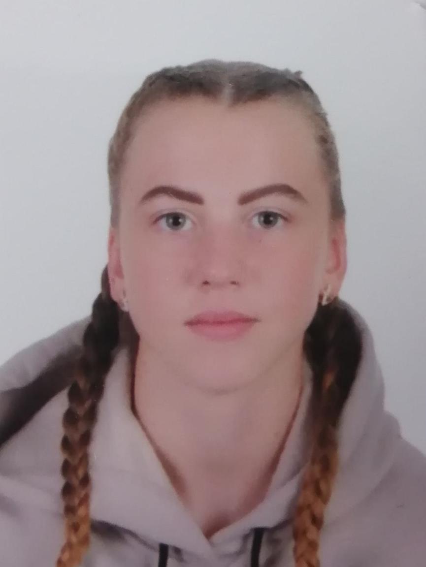 DEZHYTSKA Anastasiia