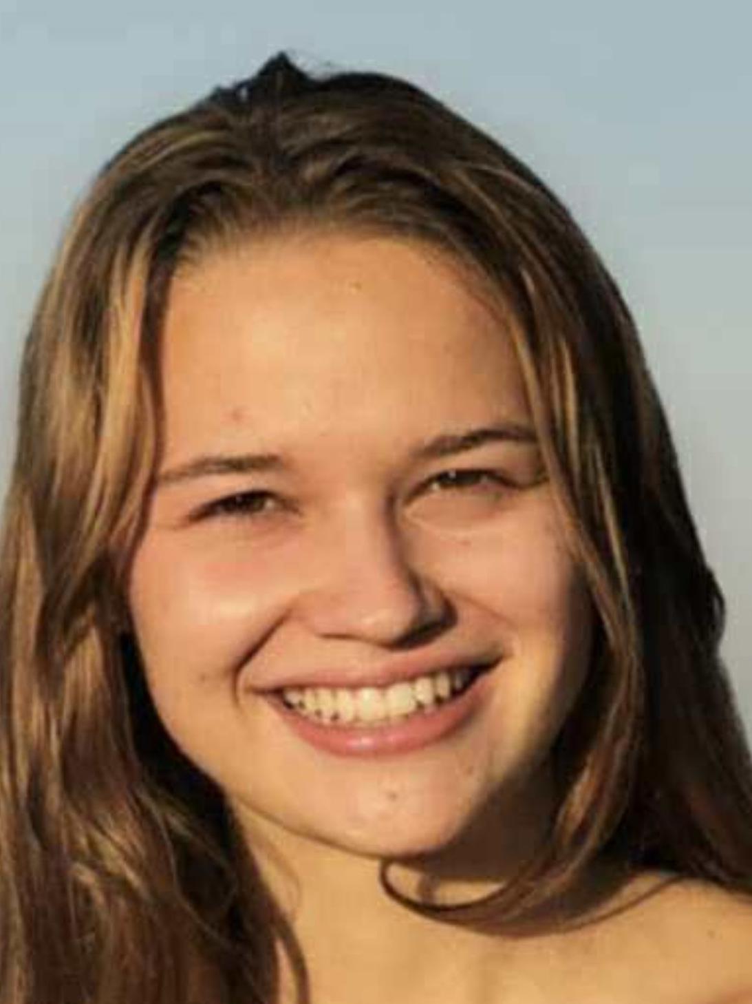 MAZUG Anetta Nikoletta